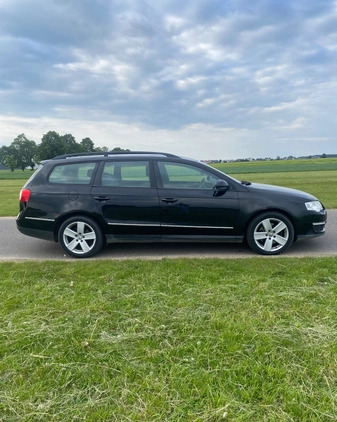 Volkswagen Passat cena 6000 przebieg: 348000, rok produkcji 2005 z Oborniki Śląskie małe 137